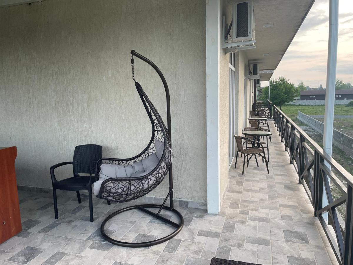Бугенвиллея Lidzava Exteriör bild